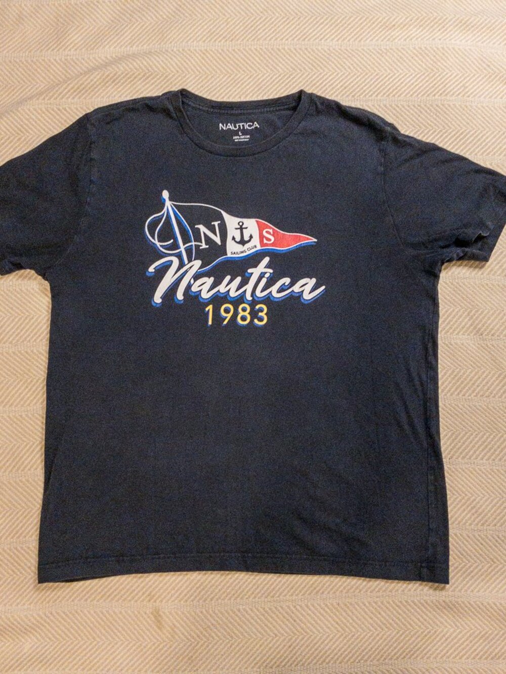 Nautica Men Large Navy Blue 1983 Sailing Club Graphic T-Shirt Anchor